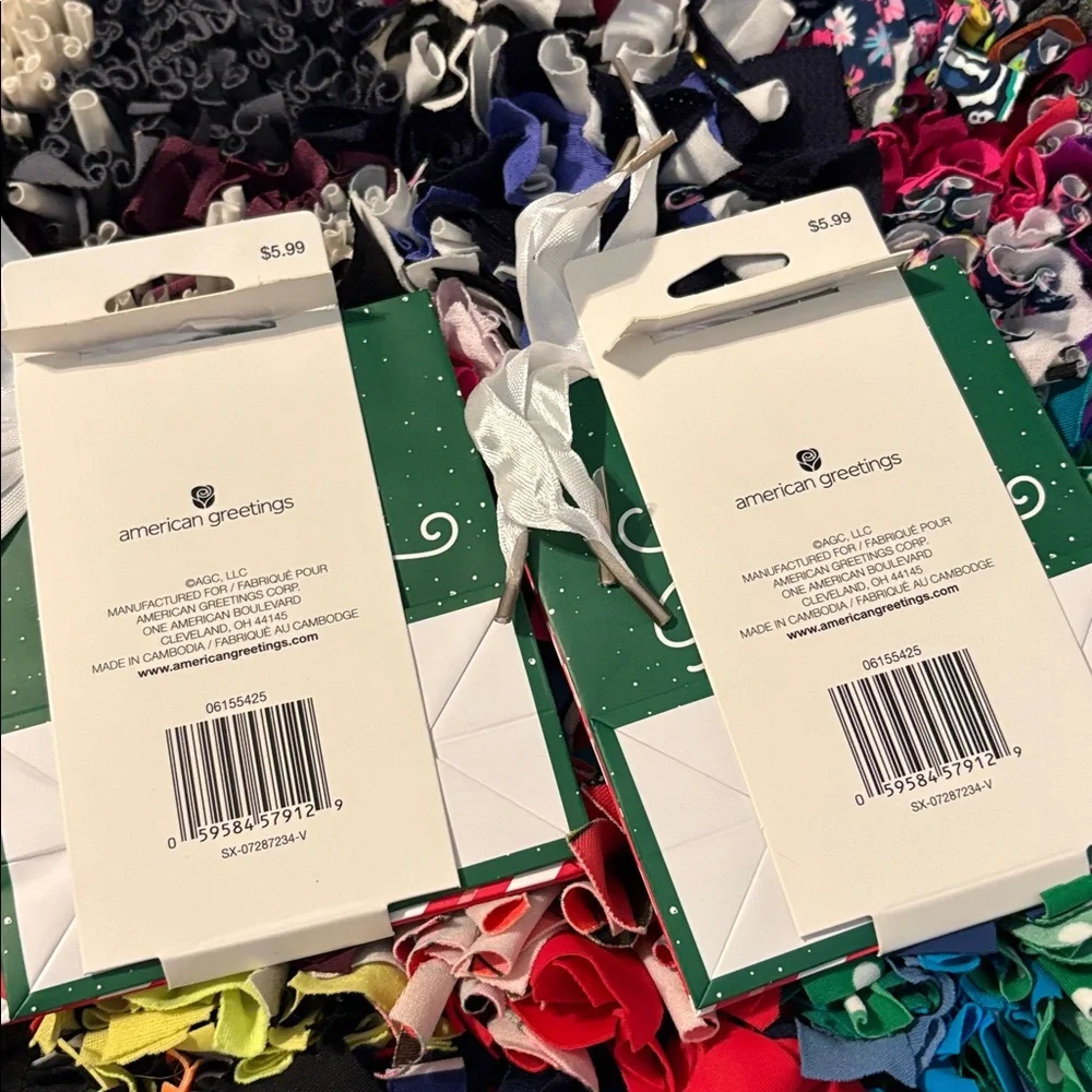🆕American Greetings “Favor” Small Gift Bags, 6 Total
